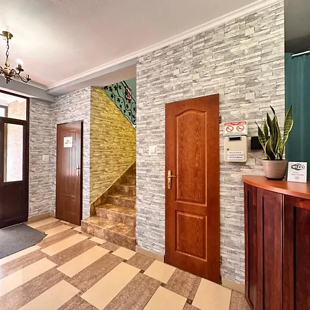 Апарт-отель Retro 3*